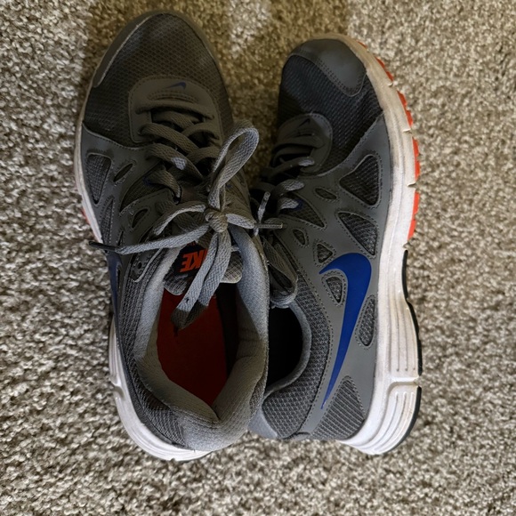 Nike Running Shoes Men’s Gym Sneakers Gray and Blue Athletic Activewear - Picture 5 of 9